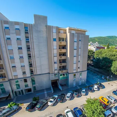 Boss * Mostar